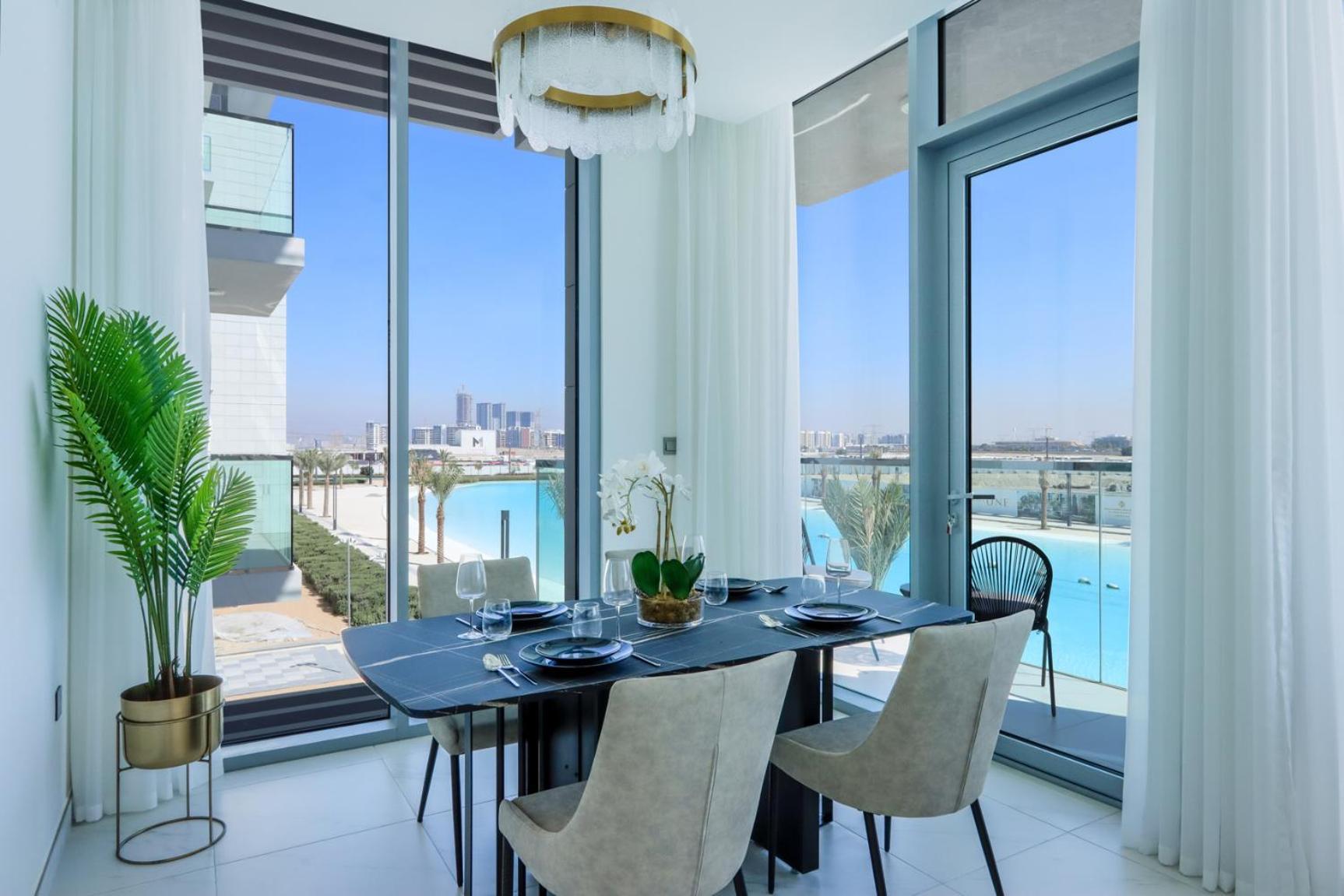 Lagoonview 2br District One Apartment *